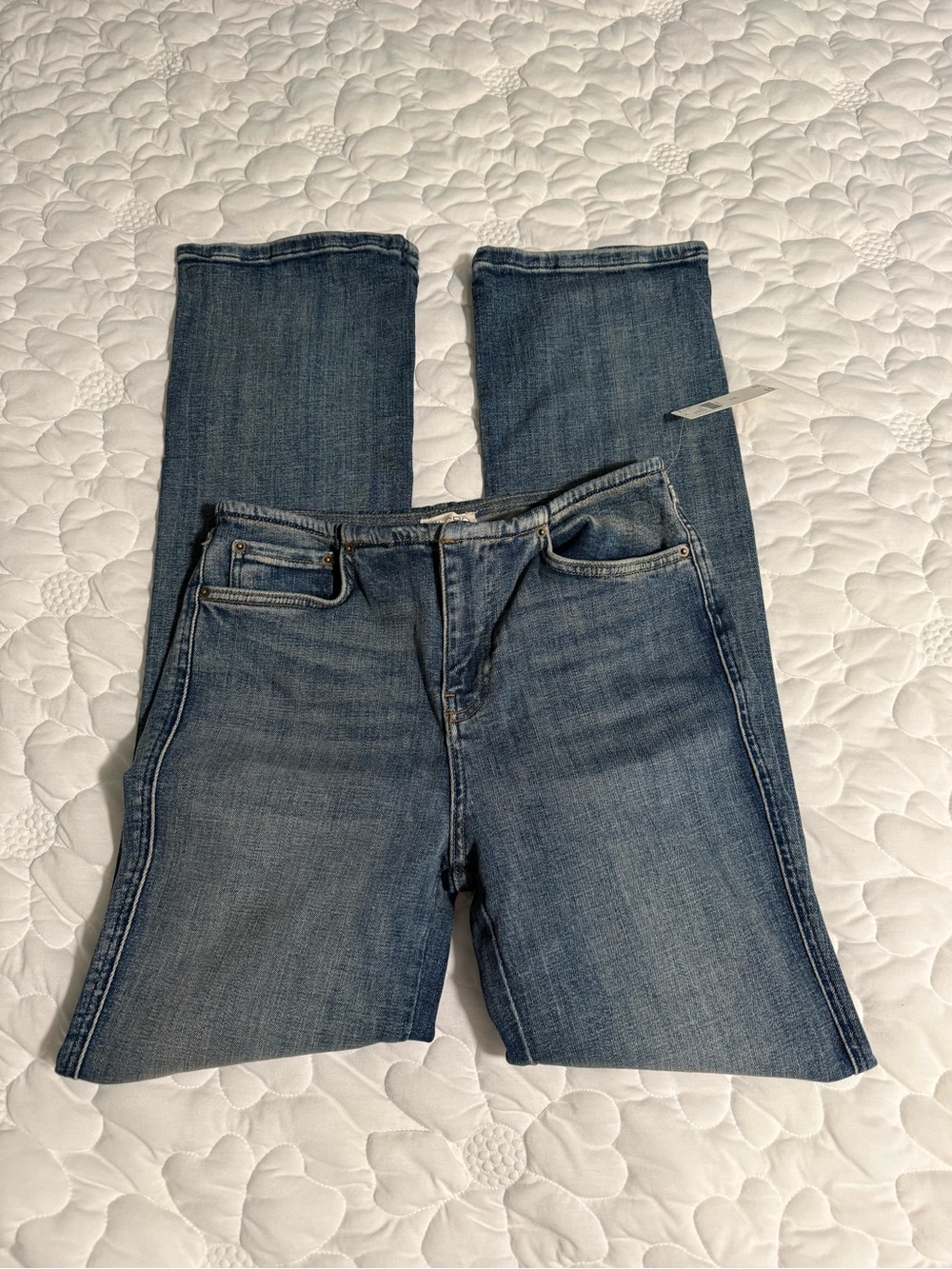 Pilcro Women's Straight-Leg Jeans in Medium Blue Wash